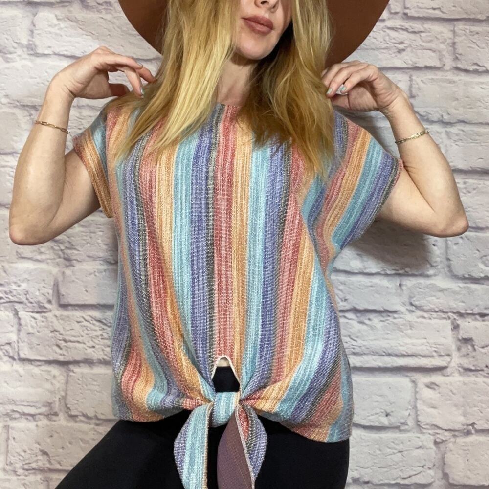 W5 Anthropologie boucle front tie top